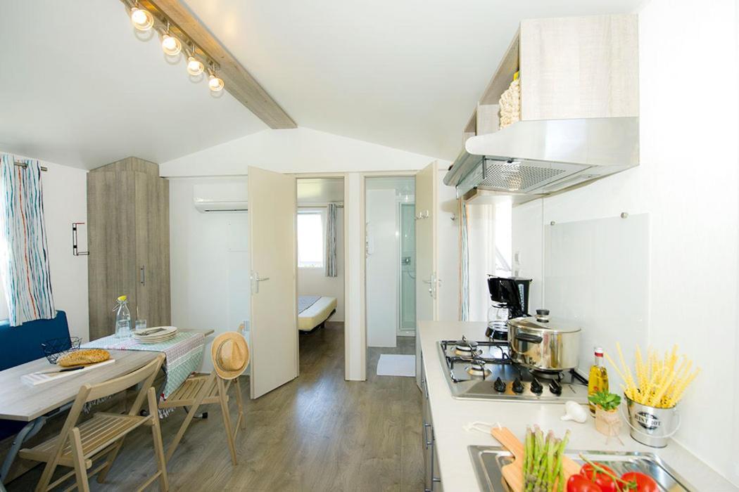 Vacanceselect Mobil Homes - Camping Pineta Sul Mare Camping Village Cesenatico Eksteriør billede
