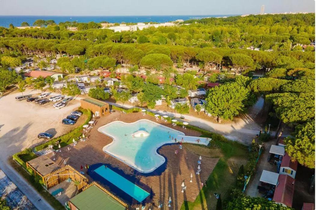 Vacanceselect Mobil Homes - Camping Pineta Sul Mare Camping Village Cesenatico Eksteriør billede